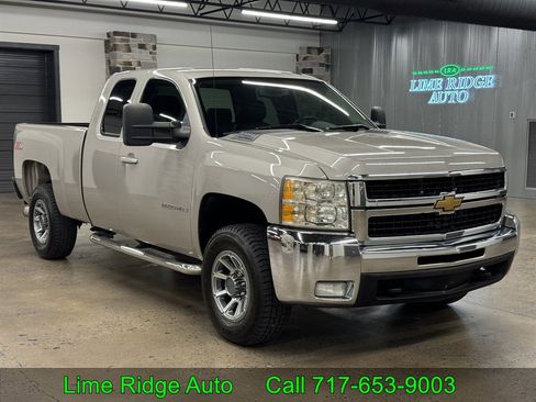 Used 2008 Chevrolet Silverado 2500 LTZ w/ Suspension Package, Off-Road RWD image 1