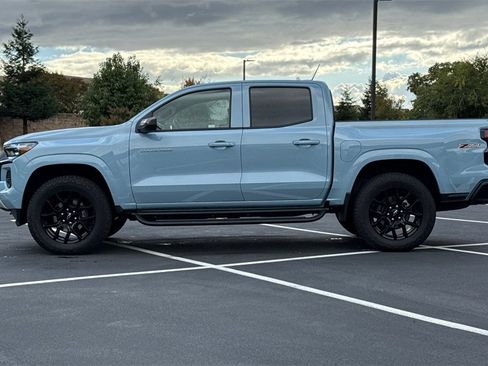 Used 2025 Chevrolet Colorado Z71 image 13