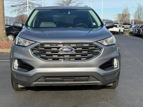 Used 2021 Ford Edge SEL w/ Convenience Package image 3