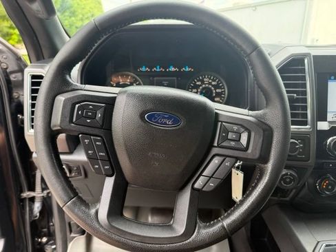 Used 2016 Ford F150 XLT w/ Equipment Group 302A Luxury AWD/4WD image 22