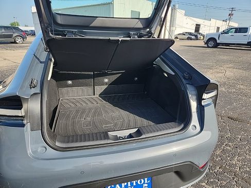 Used 2024 Toyota Prius Prime FWD image 6