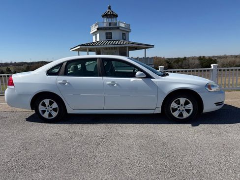Used 2014 Chevrolet Impala Limited LS image 4