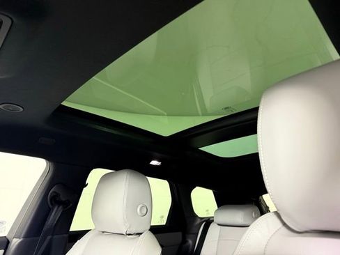 New 2026 Land Rover Range Rover Evoque S image 7