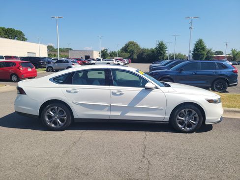 Certified 2024 Honda Accord EX image 2
