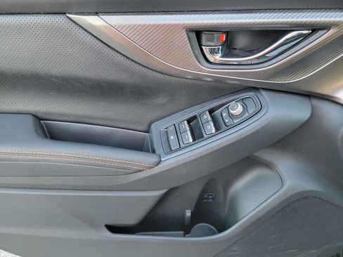 Used 2021 Subaru Crosstrek 2.5i Limited image 16