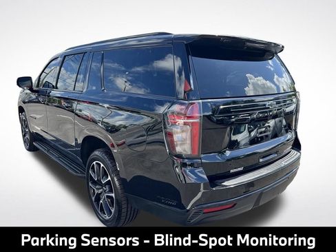 Used 2023 Chevrolet Suburban RST w/ Luxury Package AWD/4WD image 6