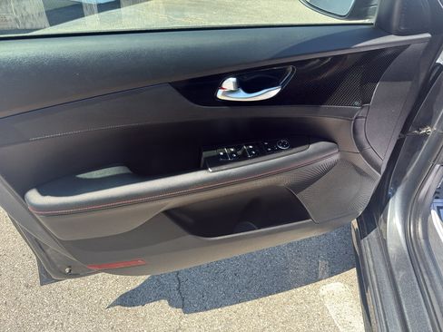 Used 2023 Kia Forte GT FWD image 14