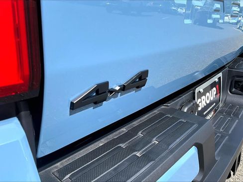 New 2026 Toyota Tacoma TRD Off-Road AWD/4WD image 15