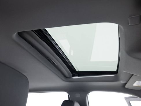 Used 2024 Chevrolet Silverado 1500 LT Trail Boss w/ LT Trail Boss Premium Package image 35