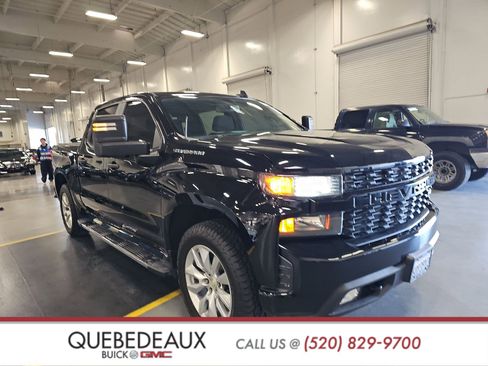 Used 2019 Chevrolet Silverado 1500 Custom w/ Custom Max Trailering Package image 3