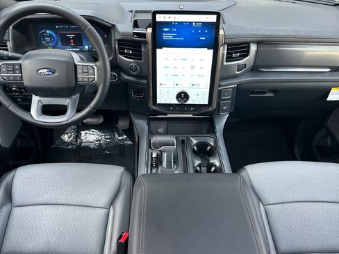 Used 2025 Ford F150 Lightning Lariat AWD/4WD image 15