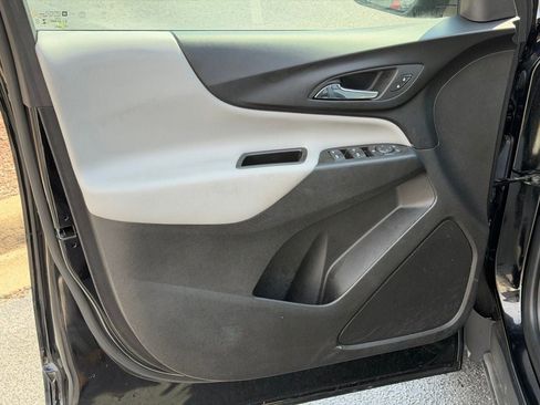 Used 2024 Chevrolet Equinox LS w/ LS Convenience Package image 19