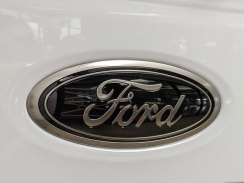 New 2026 Ford F250 Lariat w/ Black Appearance Package image 15