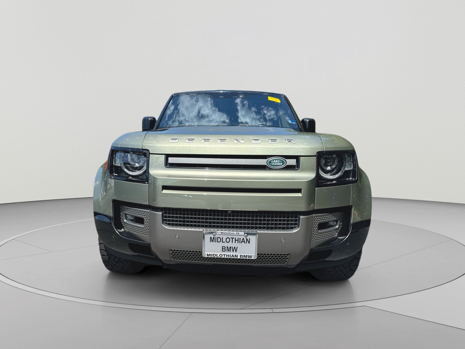 Used 2021 Land Rover Defender 110 X-Dynamic HSE AWD/4WD image 4