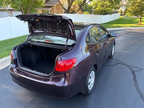 Used 2009 Hyundai Elantra GLS FWD image 12