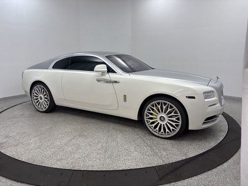 Used 2016 Rolls-Royce Wraith image 19