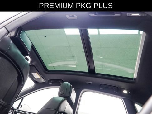 Used 2023 Porsche Macan AWD/4WD image 52