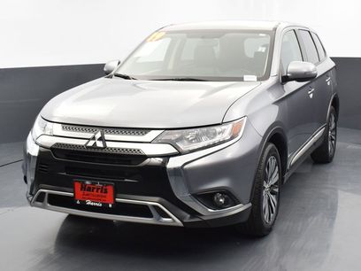 Used 2019 Mitsubishi Outlander SE