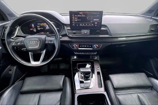 Used 2021 Audi Q5 2.0T Premium Plus w/ Premium Plus Package AWD/4WD image 15