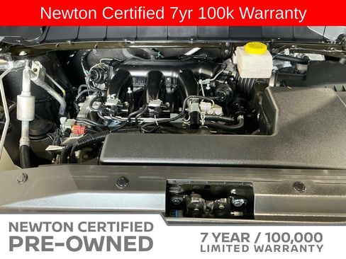 Used 2025 Nissan Pathfinder SL AWD/4WD image 47