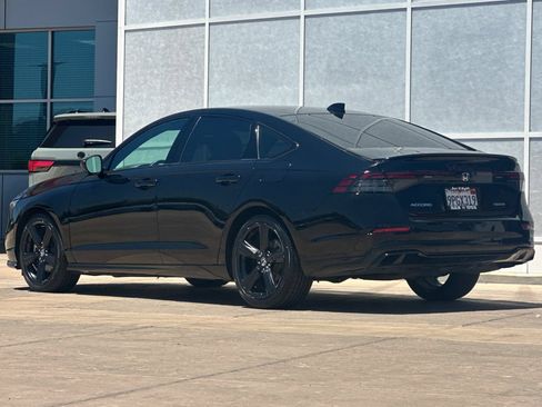 Used 2025 Honda Accord Sport image 6