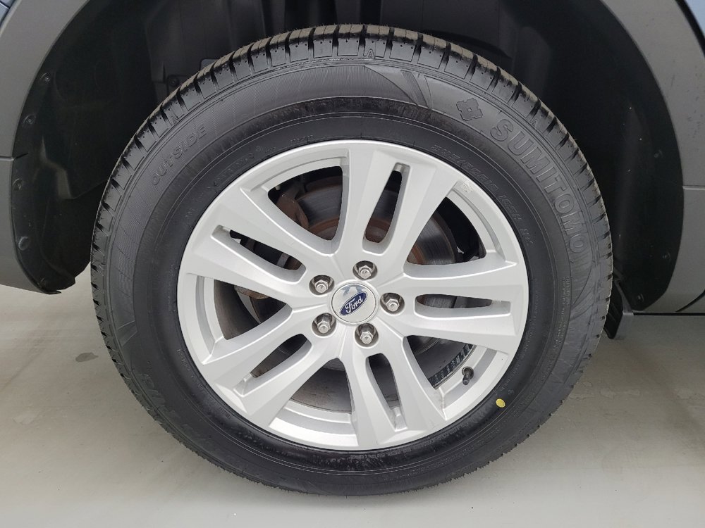 Used 2018 Ford Explorer XLT AWD/4WD image 31