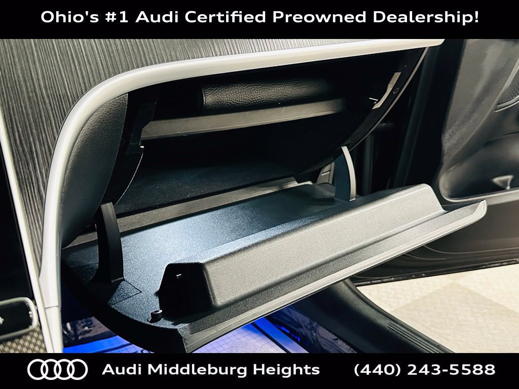 Used 2023 Mercedes-Benz C 300 4MATIC Sedan image 19