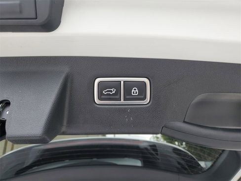 Used 2022 Kia Sorento SX w/ Panoramic Sunroof Package image 7