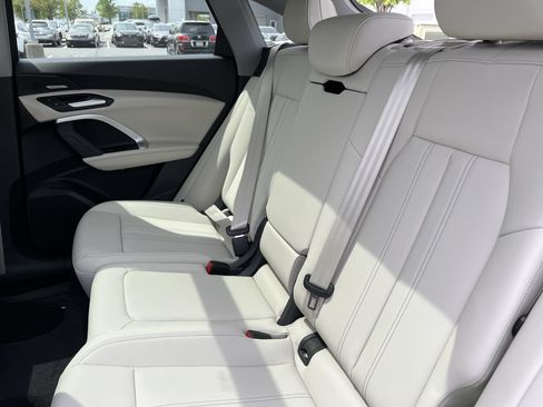 Used 2026 Audi Q5 Premium Plus AWD/4WD image 34