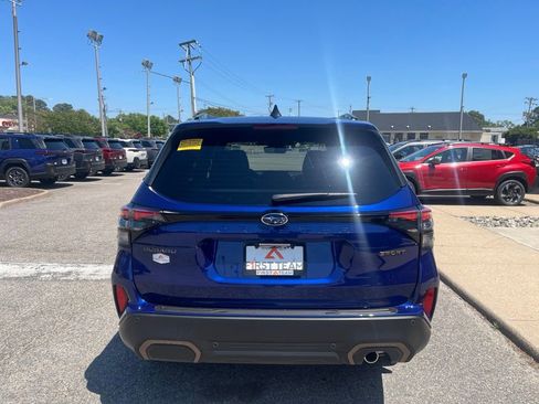 Used 2025 Subaru Forester Sport AWD/4WD image 5
