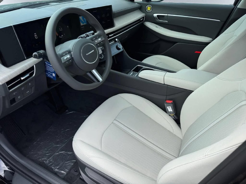New 2026 Hyundai Sonata Blue FWD image 9