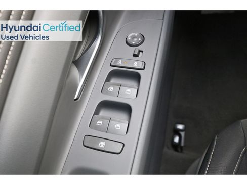 Used 2025 Hyundai Elantra Sport FWD image 23