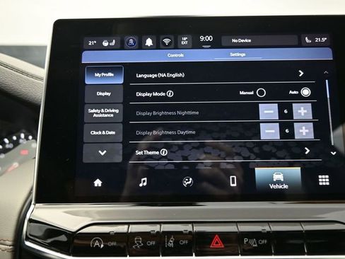 Used 2025 Jeep Compass Limited AWD/4WD image 24