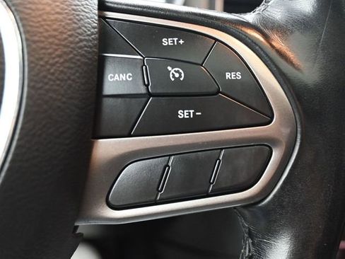 Used 2021 Dodge Charger SXT w/ Leather Interior Group RWD image 25