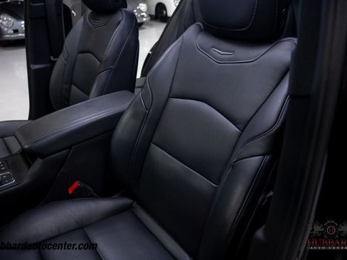Used 2023 Cadillac XT4 Premium Luxury FWD image 20