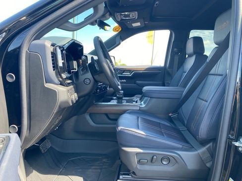 New 2025 Chevrolet Silverado 1500 High Country image 25