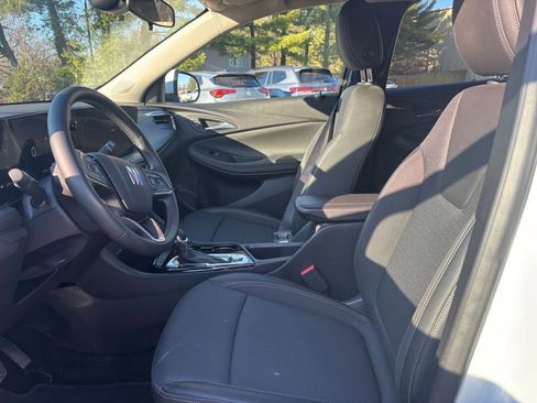 Used 2025 Buick Encore GX Preferred image 25