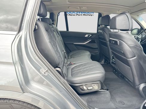 Used 2024 BMW X7 xDrive40i AWD/4WD image 26