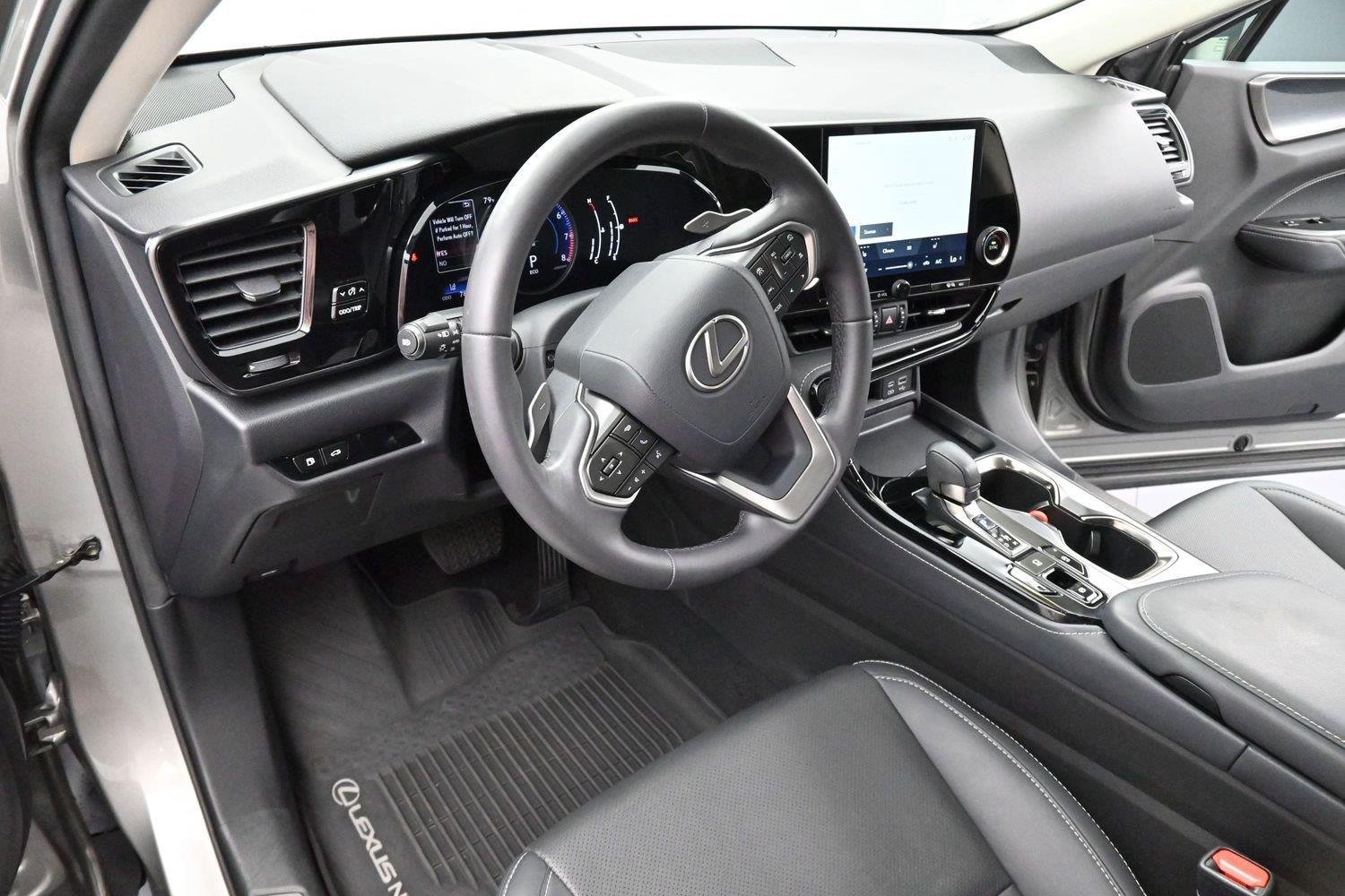 Used 2022 Lexus NX 250 FWD w/ Towing Package (2000 Lbs) image 16