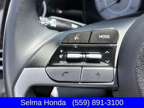 Used 2024 Hyundai Elantra Limited FWD image 14