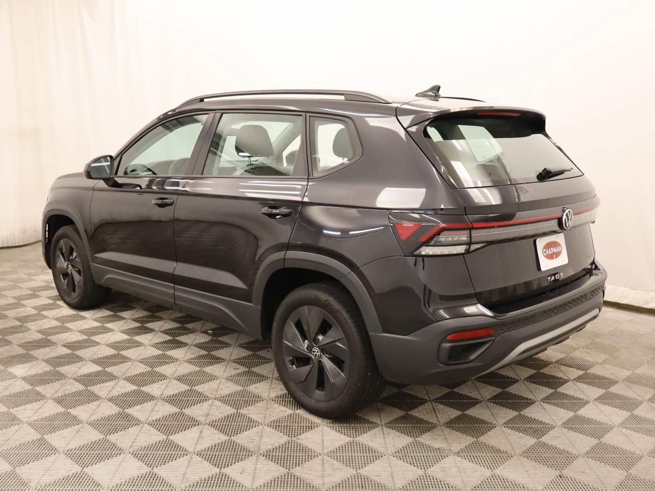 Used 2025 Volkswagen Taos S FWD image 3