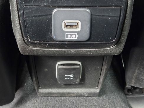 Used 2025 Jeep Compass Latitude AWD/4WD image 26