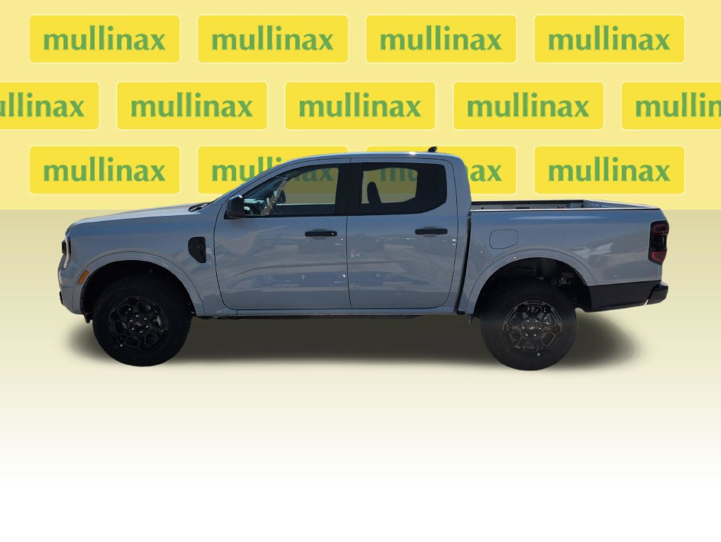 New 2026 Ford Ranger XLT w/ Black Appearance Package RWD image 11
