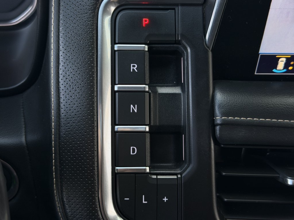 Used 2021 GMC Yukon SLT w/ SLT Luxury Plus Package AWD/4WD image 19