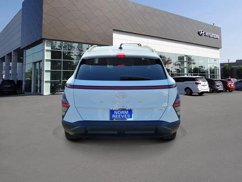 Certified 2024 Hyundai Kona SEL AWD/4WD image 4