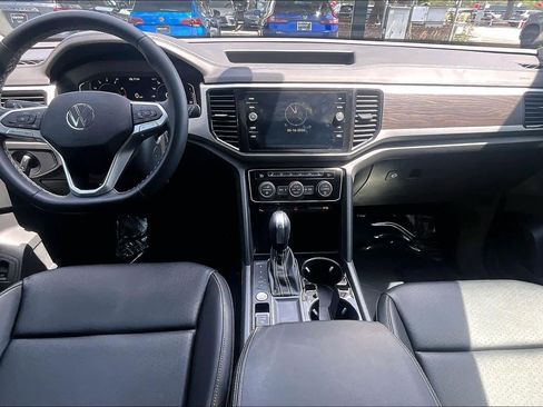 Used 2023 Volkswagen Atlas SE FWD image 16