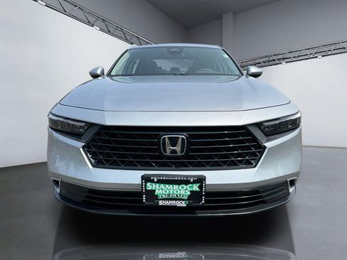 Used 2023 Honda Accord EX image 10