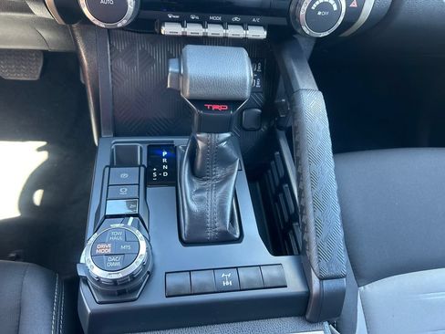 Certified 2026 Toyota Tacoma TRD Off-Road AWD/4WD image 25