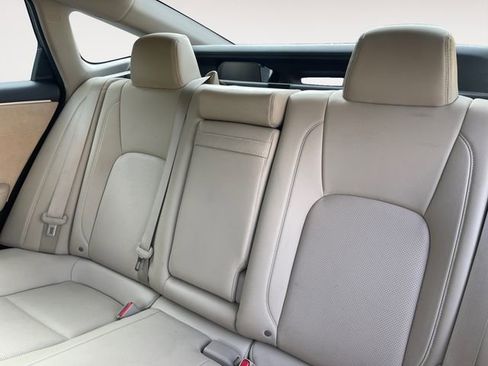 Used 2018 Honda Clarity Touring image 13