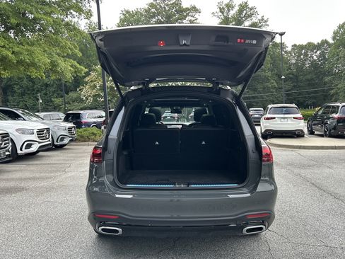 Certified 2026 Mercedes-Benz GLS 450 4MATIC image 9